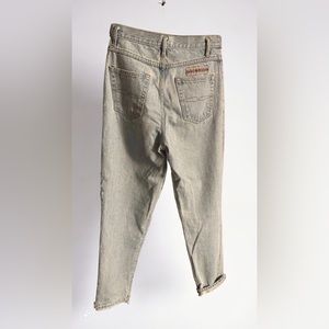 VINTAGE 90s Mom Jeans - Embroidered